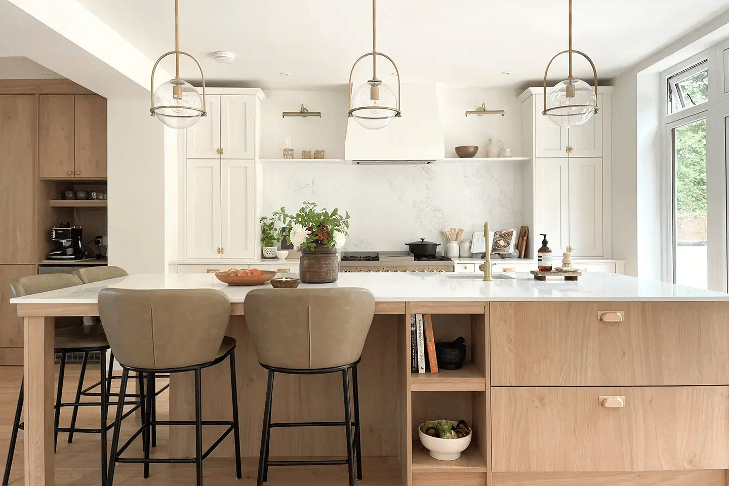 caesarstone-oh-so-kel-empira-white-01-1