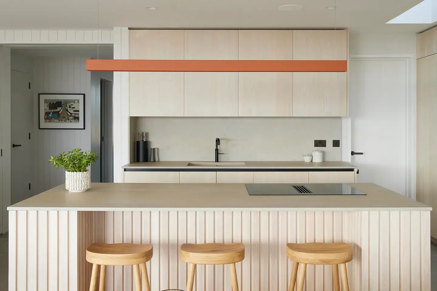 caesarstone-portrait-kitchens-camber-sands-primordia-01-1