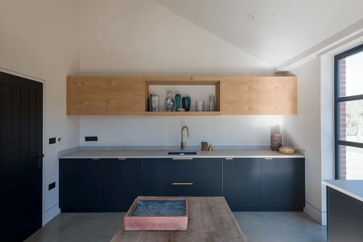 Caesarstone Primordia kitchen worktops in a utility room