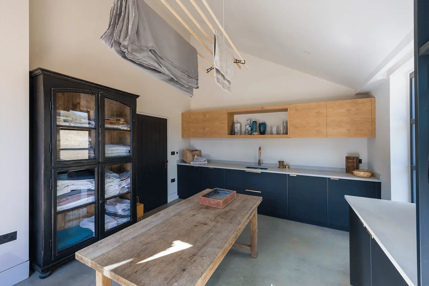 caesarstone-primordia-inglis-hall-05