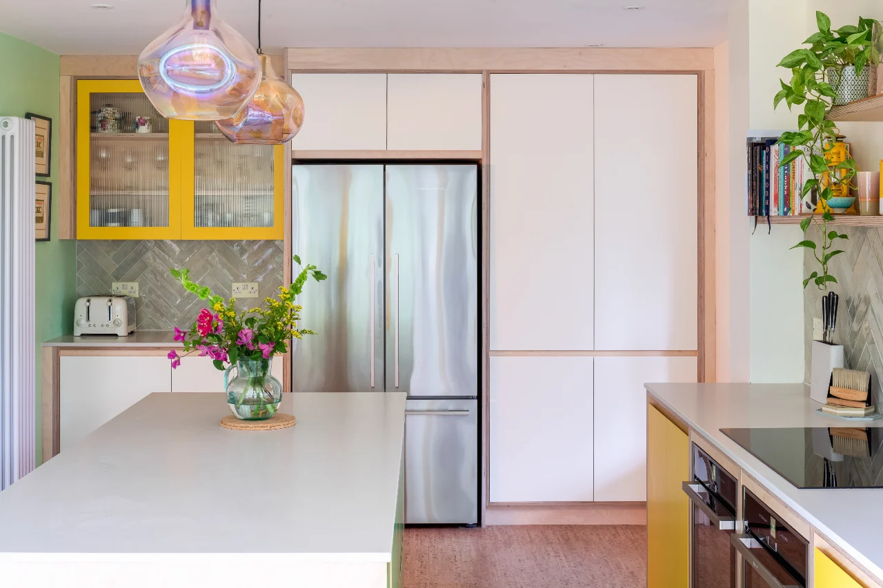 image of Caesarstone 4001 Fresh Concrete used in a bright retro inspired kitchen