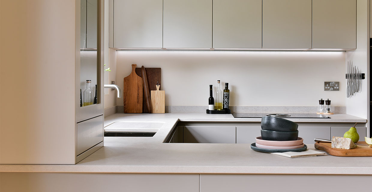 sleek contemporary kitchen