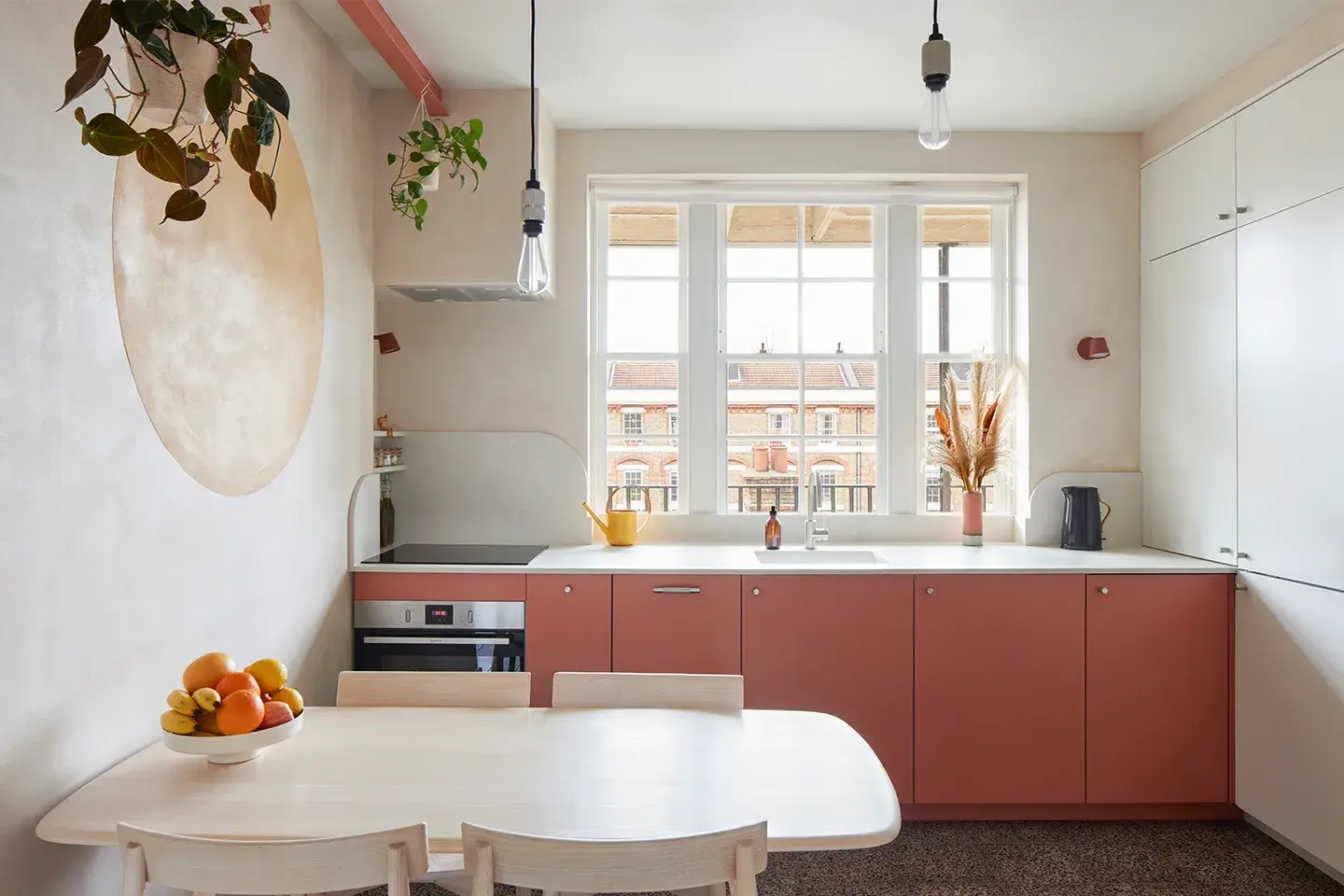 Caesarstone Cloudburst Concrete kitchen worktops in a compact kitchen
