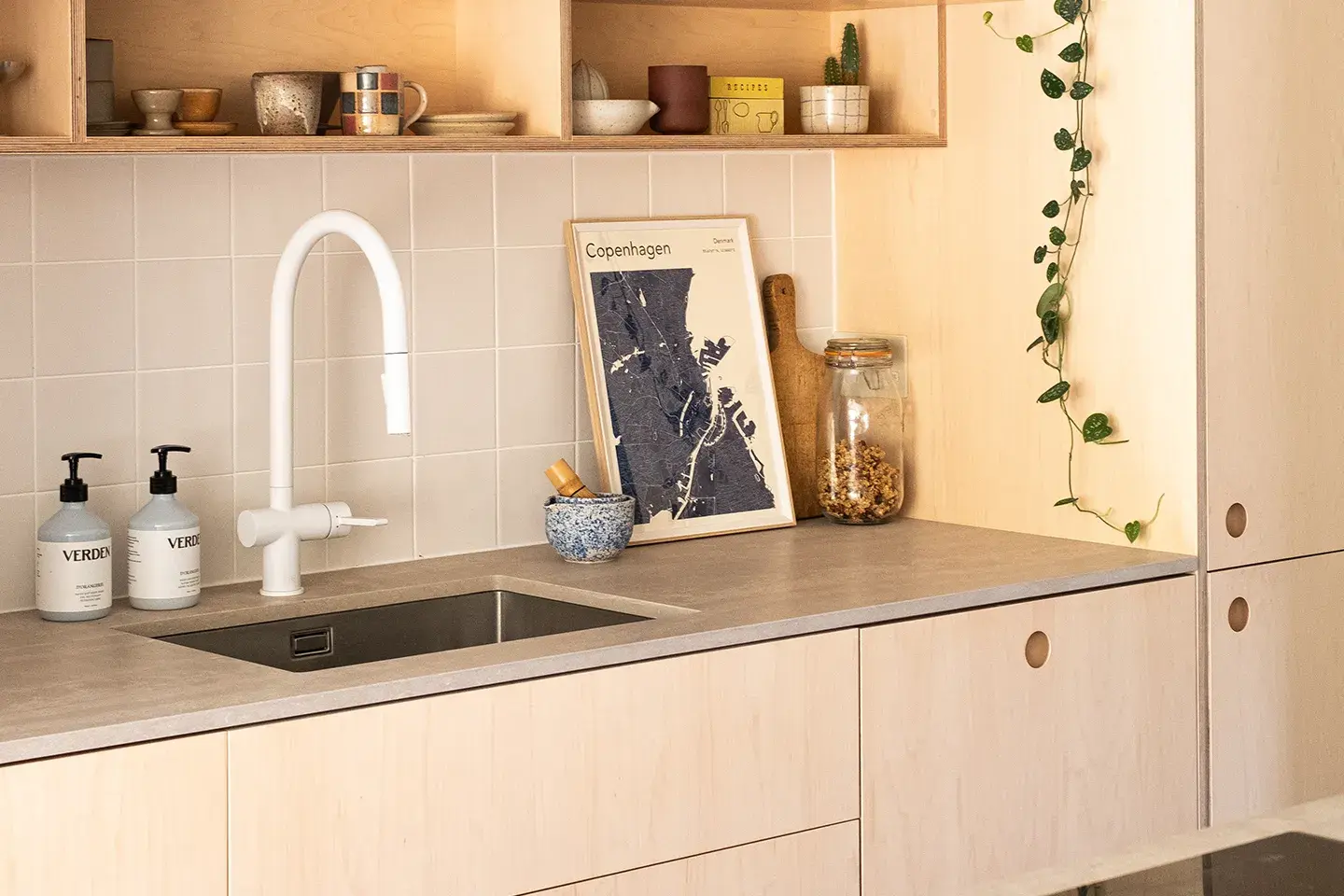 GBBO's Edd Kimber's Caesarstone Topus Concrete kitchen worktops