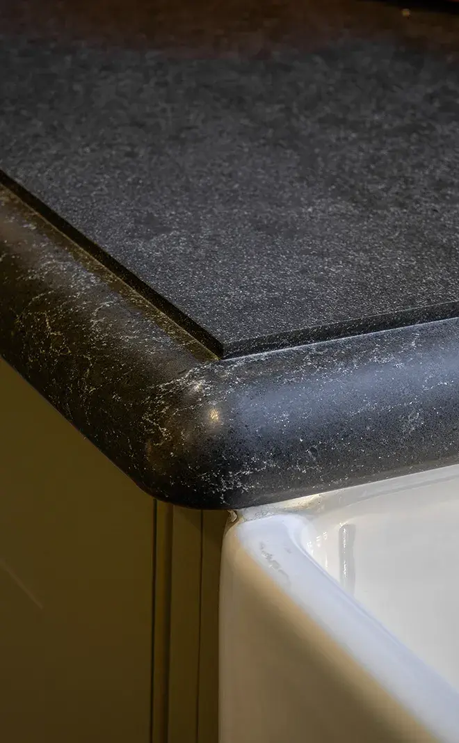 caesarstone-rencraft-tunbridge-wells-black-tempal-costings-preview