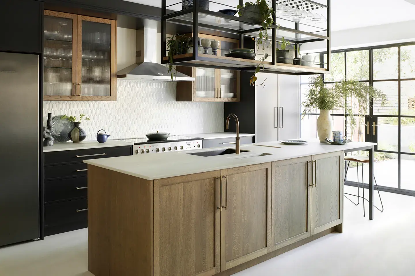Caesarstone Primordia kitchen worktops in a contemporary kitchen from Roundhouse